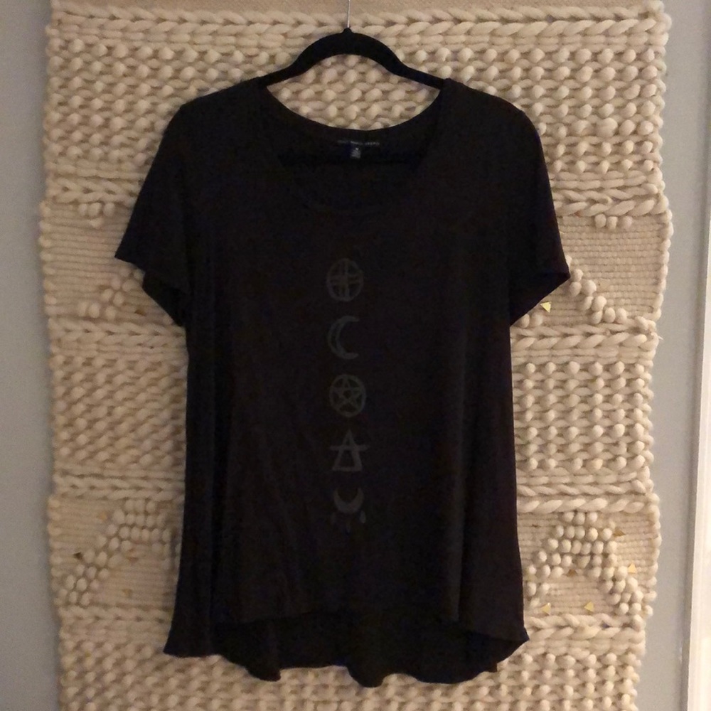 Urban Outfitters Truly Madly Deeply tee M